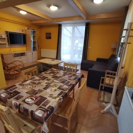 Vakantiehuis Elbujtat-lak Vendeghaz Gyoparosfuerdo Orosháza