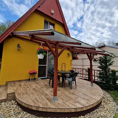 度假居 Elbujtat-lak Vendeghaz Gyoparosfuerdo