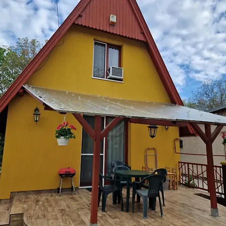 Elbujtat-lak Vendeghaz Gyoparosfuerdo