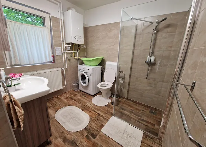 Elbujtat-lak Vendeghaz Gyoparosfuerdo Semesterbostad Orosháza