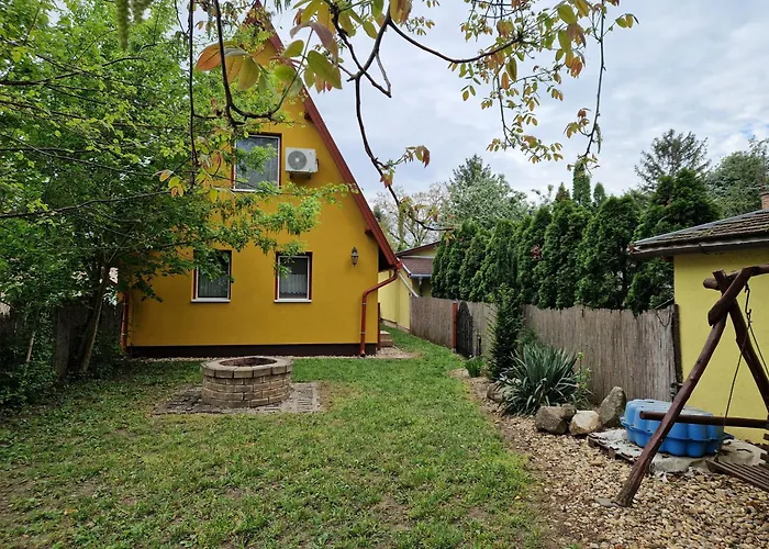 Semesterbostad Elbujtat-lak Vendeghaz Gyoparosfuerdo Orosháza