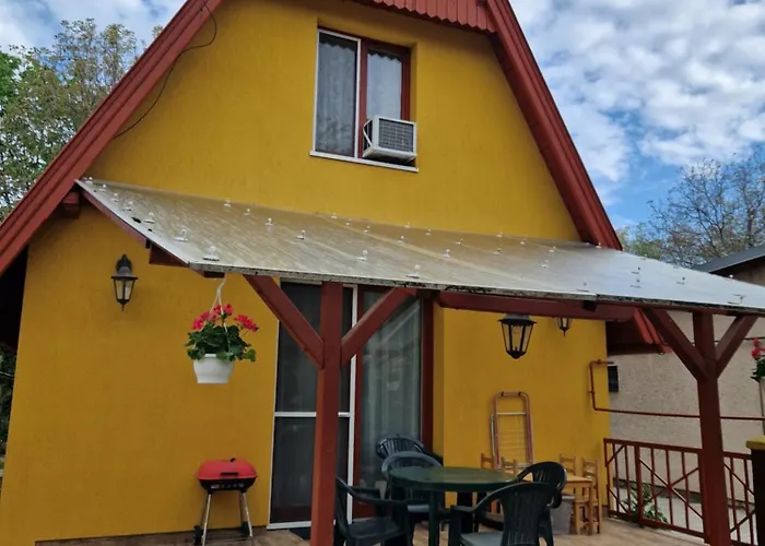 Elbujtat-lak Vendeghaz Gyoparosfuerdo